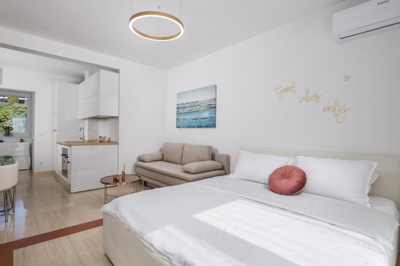 Luxury Studio Apartment Honeymoon Selce Εξωτερικό φωτογραφία